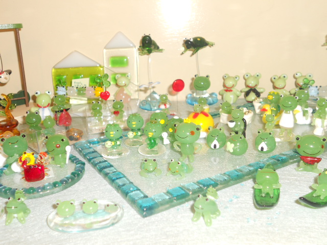 ���K���X�̃J�G���B�c�Q�]�񂾂��������A�����C��������c�����ȃJ�G�������܂��B