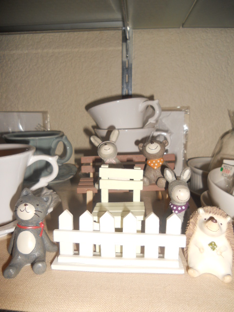 ���\������m�[�e�B�A�j�}���B�ǂ��ɒu���Ă��������܂��B