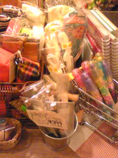 �y���P�[�X�A�J���L�����[�^�[�A�{�[���y���A���M�c���i�A�Ȃɂ��Ȃ��g�����ɂ�������Ƃ������������c