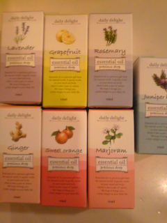 �G�b�Z���V�����I�C���́A�A�����璊�o���ꂽ���R�̗͂��l�܂��Ă��܂��B���̎��R�̗͂��ق��ƈꑧ���������A���C�ɂȂ肽�����ȂǁA�S�Ƒ̂ɂ₳�������������܂��B��735�`��3990