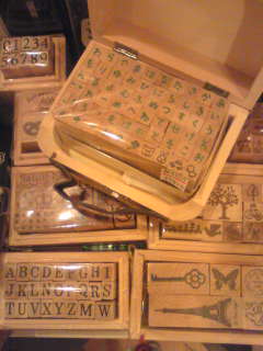 �X�^���v���낢��c�؃^�y�^�����āA���Ȃ��̃I���W�i��������Ă��������B